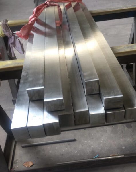 STAINLESS STEEL SQUARE BARS103